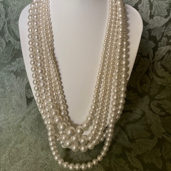 Sarah Coventry Five Strand Contessa 3 in 1 Faux Pearl Necklace - Picture 12 of 12